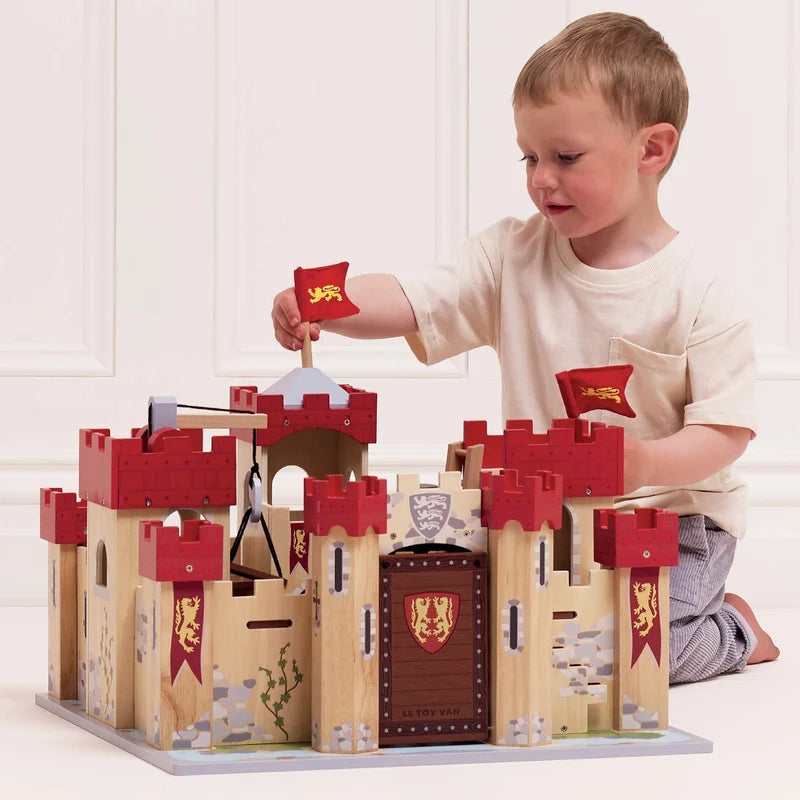 Lionheart Wooden Castle