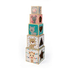Sophie la giraffe stacking cubes