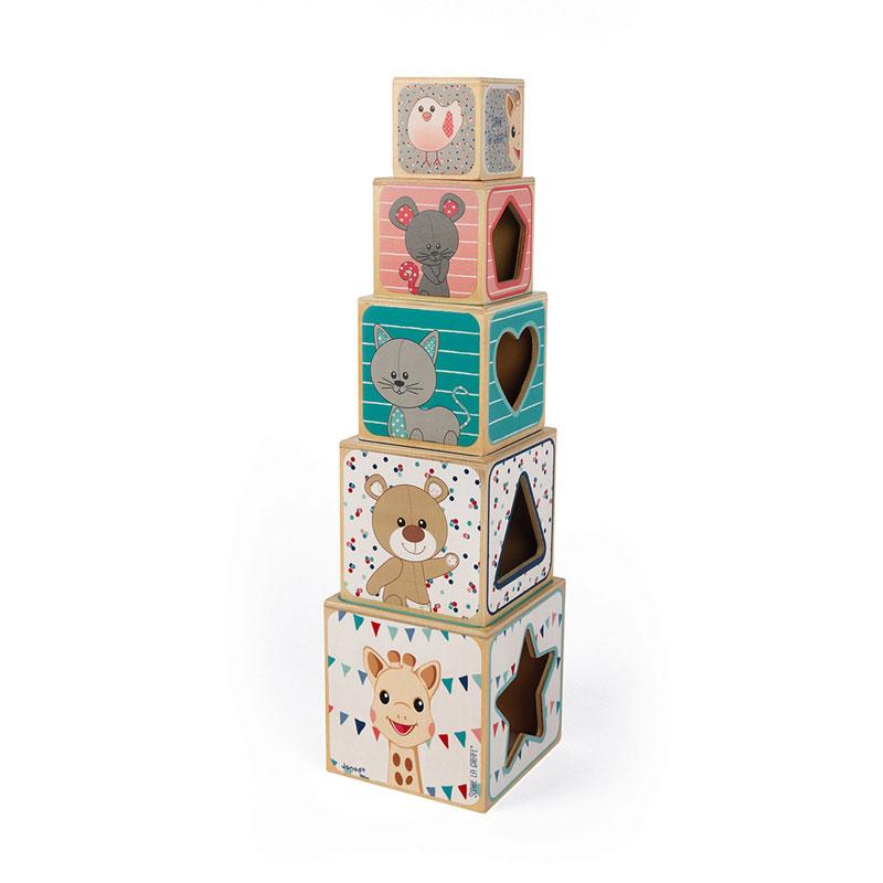 Sophie la giraffe stacking cubes