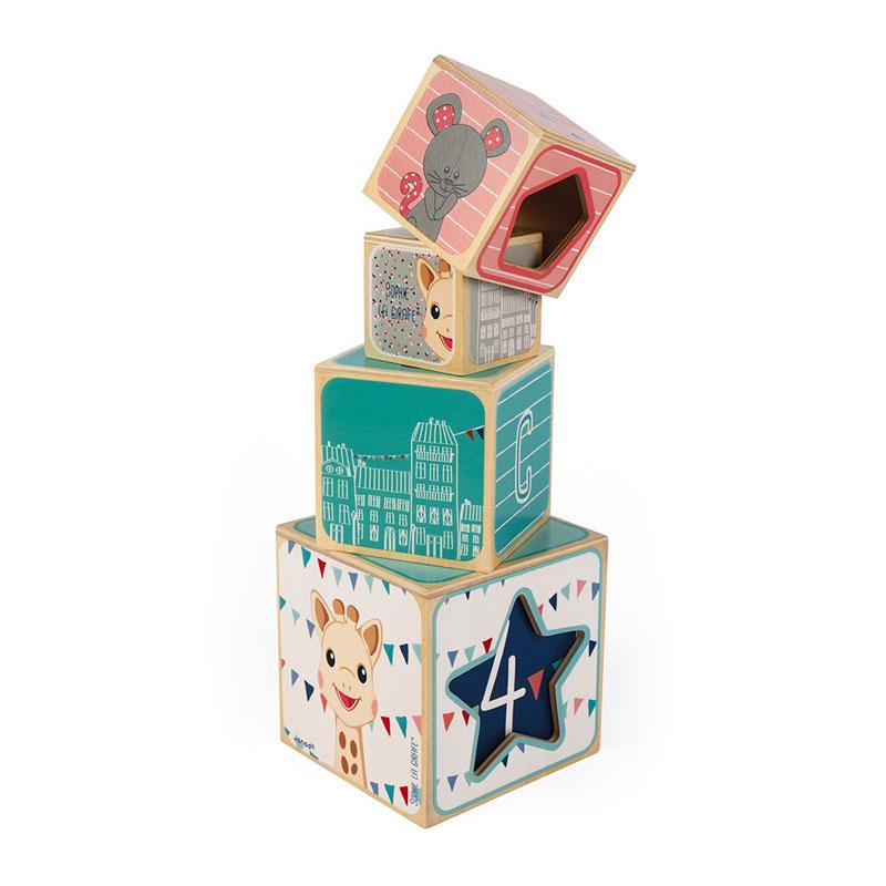 Sophie la giraffe stacking cubes